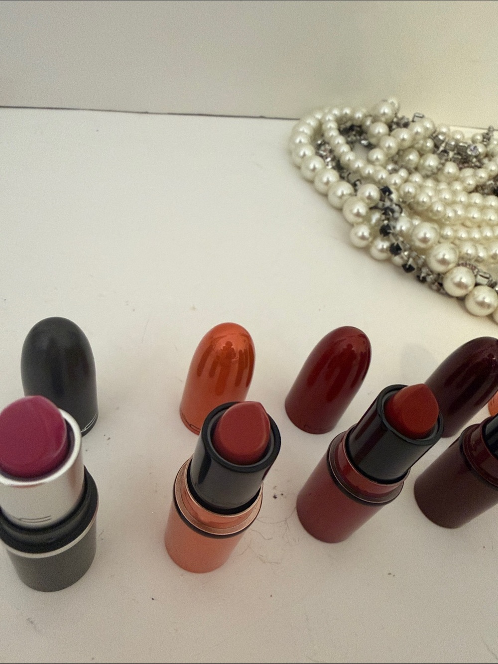 MAC Cosmetics 6 Mini Lipstick Collection - cafe, Diva, Chili Burgundy, perfect! - Picture 2 of 6